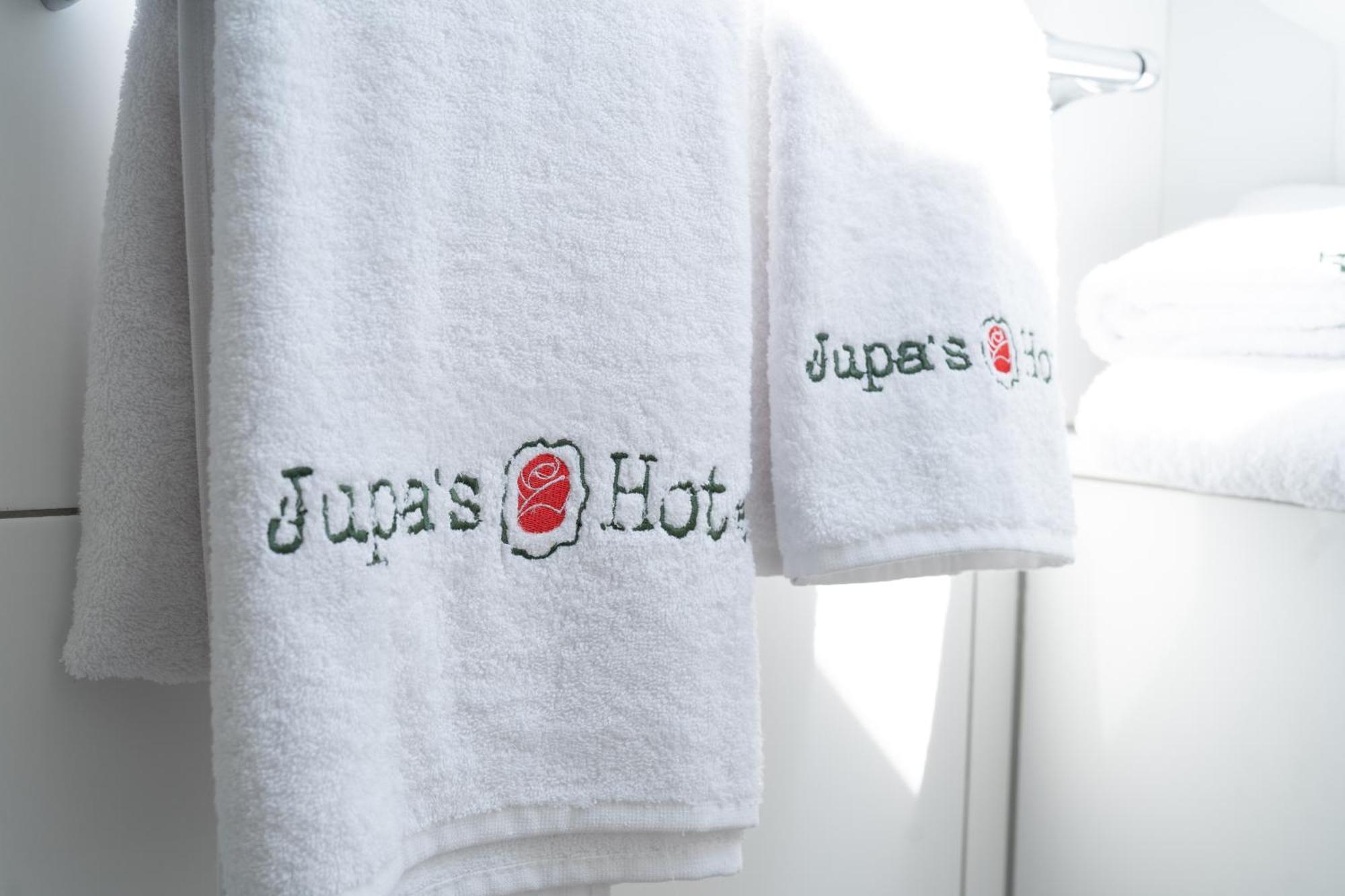 Jupa'S Hotel Düsseldorf Esterno foto